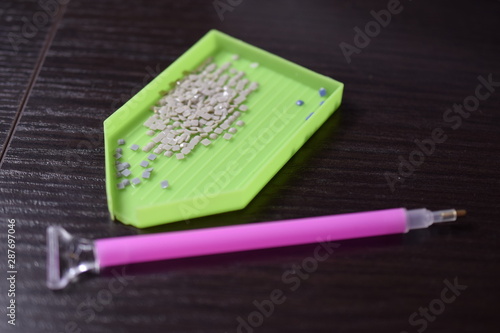 DIY diamond painting