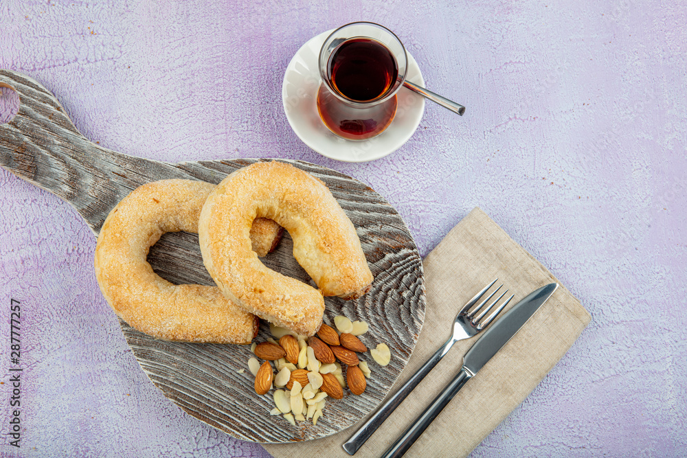 Turk Coregi Turkish Ay coregi and tea / Croissant with chocolate cocoa and raisin ...