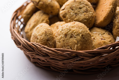 Nan khatai or Nankhatai is an authentic Indian sweet and savory eggless cookie loaded with dry fruits 