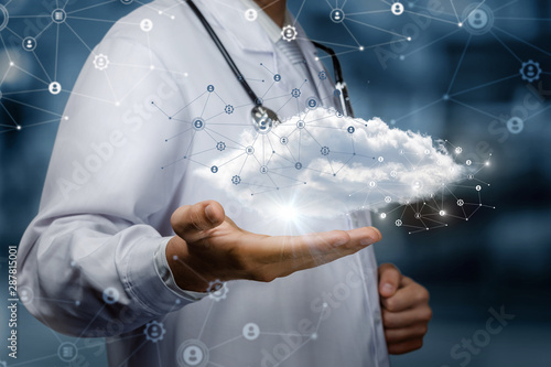 The concept of a data cloud in medicine.