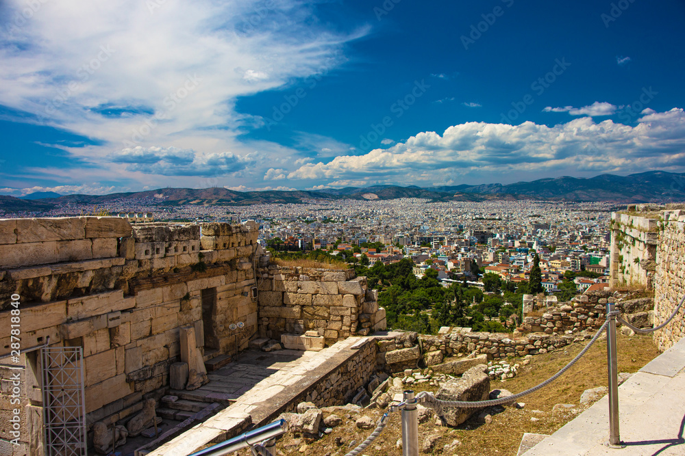 ancient ruins in athens