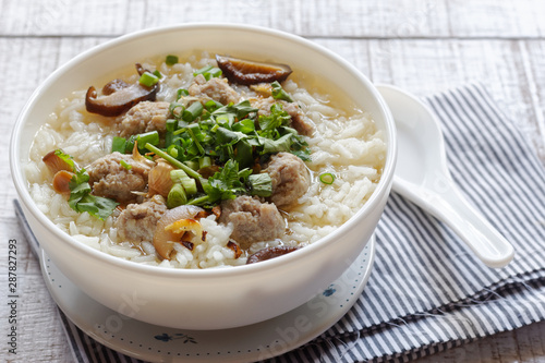 Thai Rice Soup With pork