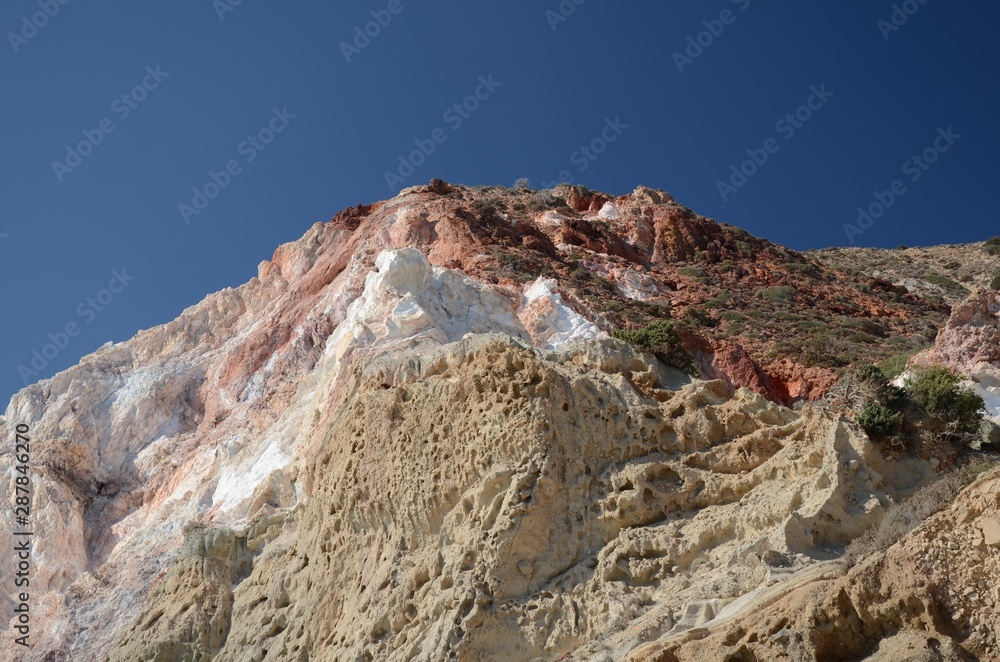 roches cyclades milos