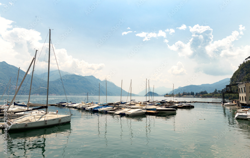 Fototapeta premium Beautiful italian landscape on Lake Como