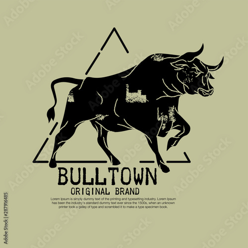 Bull icon vector illustration - vintage clothing brand