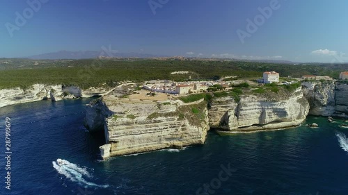 Citadelle et embouchure de Bonifacio en Corse