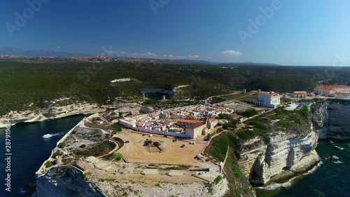 Citadelle de Bonifacio vue du ciel
