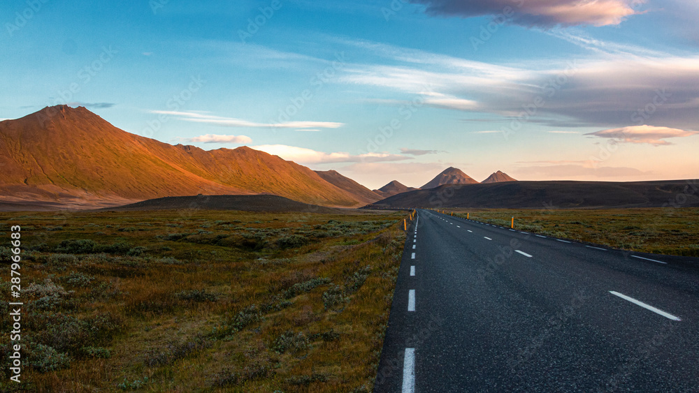 Straße durch Island