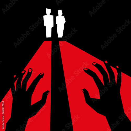 Classic terror illustration with hands and silhouettes.