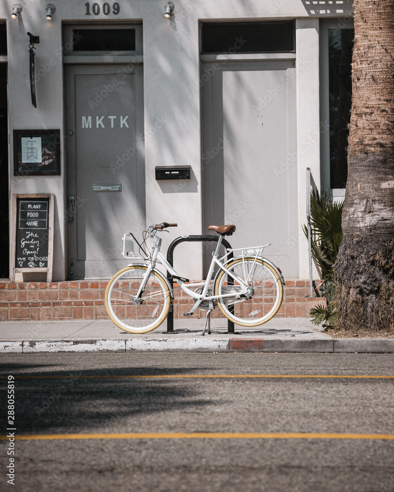 Fototapeta premium Locked Bike 