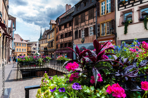 Colmar, Alsace - FRANCE   Petite Venice e il canale "La Lauch" che attraversa la città © Antonino Caldarella
