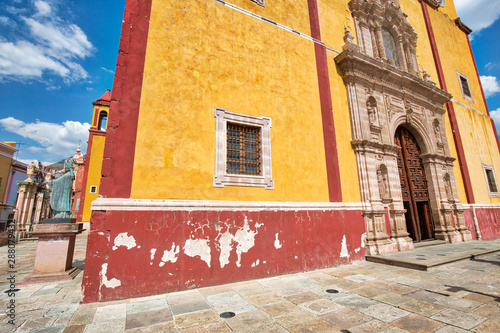 Basilica of Our Lady of Guanajuato (Basílica de Nuestra Senora de Guanajuato) photo