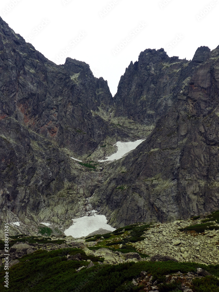 Obraz premium Rocky mountains in the High Tatras