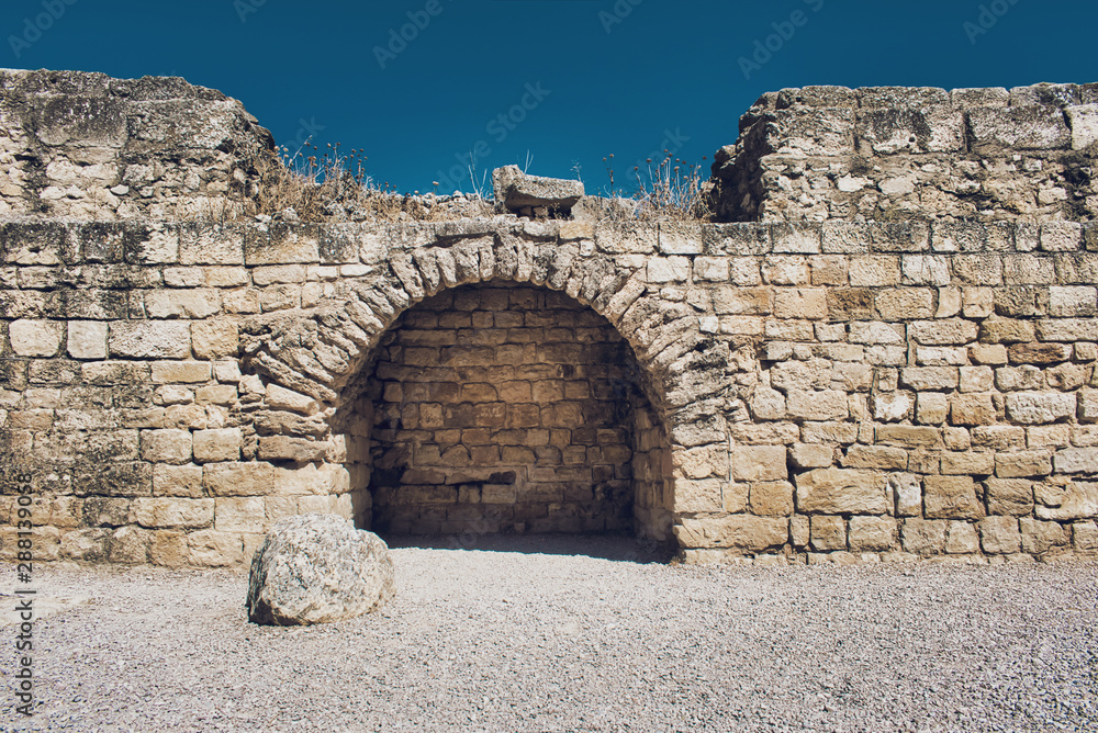 Restos con habitación de un anfiteatro romano