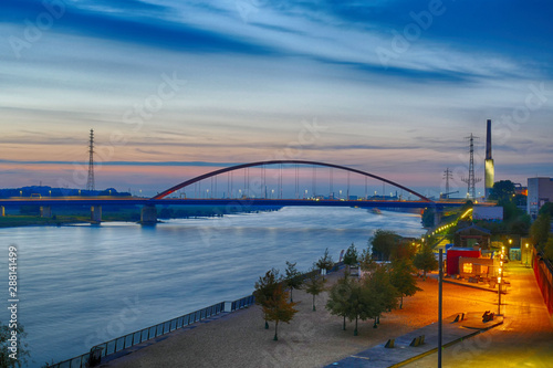 Park am Rhein und Brücke in Duisburg Hochfeld photo