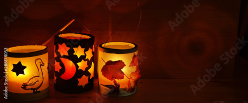 Laternen für Sankt Martin, Martinsumzug, Banner, Header, Headline