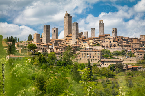 Obraz na płótnie Beautiful view of the medieval town of San Gimignano, Italy w salonie