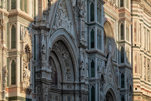 Obraz na płótnie Detail view of beautiful facade The Dome (Santa Maria del Fiore), Florence, Italy w salonie