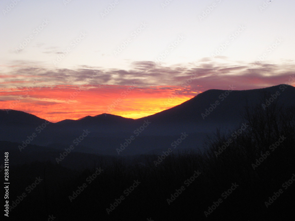 Obraz premium Mountain Sunrise