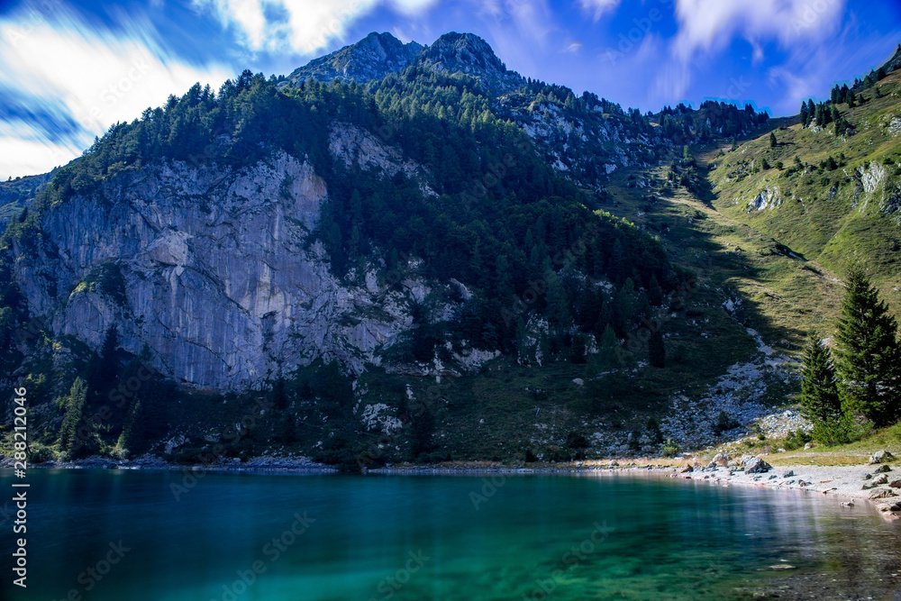 Fototapeta premium Slowenien Wandern Alpen Berge Natur Panorama Sommer See