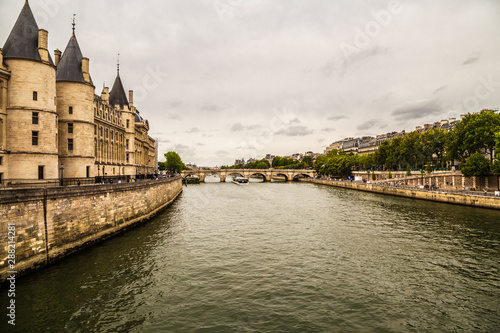 The Seine river in Paris, France © fabianodp