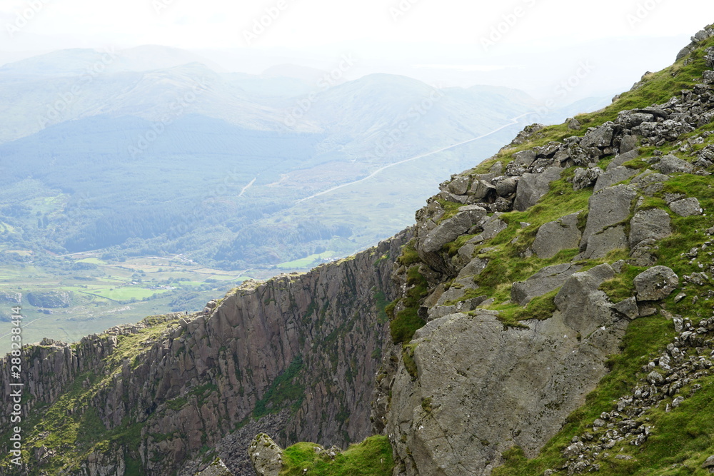 Fototapeta premium High Mountain Range with Brilliant Blue Sky and Clouds - Wales UK