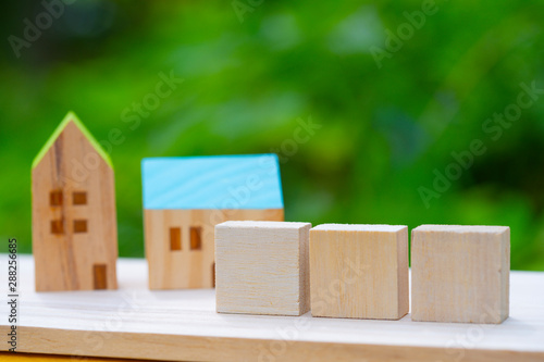 ３文字・住宅模型
