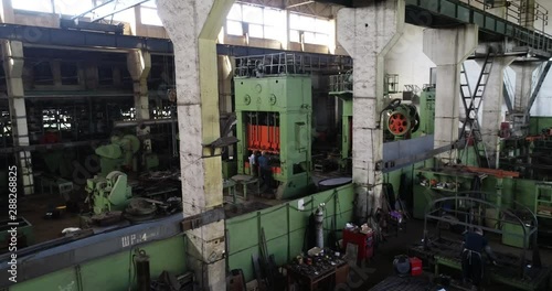 Production, plant, auto industry, machine tools, workers, enterprise