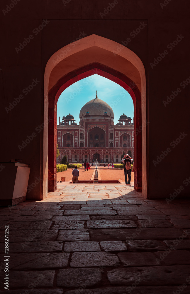 Fototapeta premium Large arched entrance doors of the famous Humayun's Tomb.