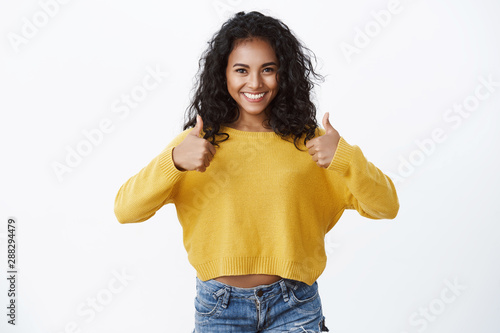 Canvastavla Girl giving her approval like idea