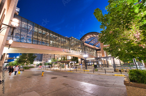 Fototapeta Naklejka Na Ścianę i Meble -  SALT LAKE CITY, UT - JULY 13, 2019: Downtown city streets at night. Salt Lake City was founded by Mormons