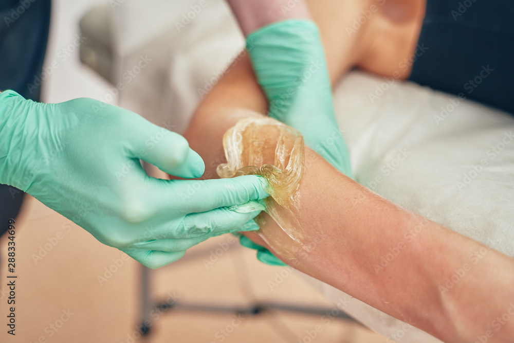 hot wax depilation procedure hot wax depilation procedure