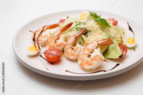 caesar salad with a prawns