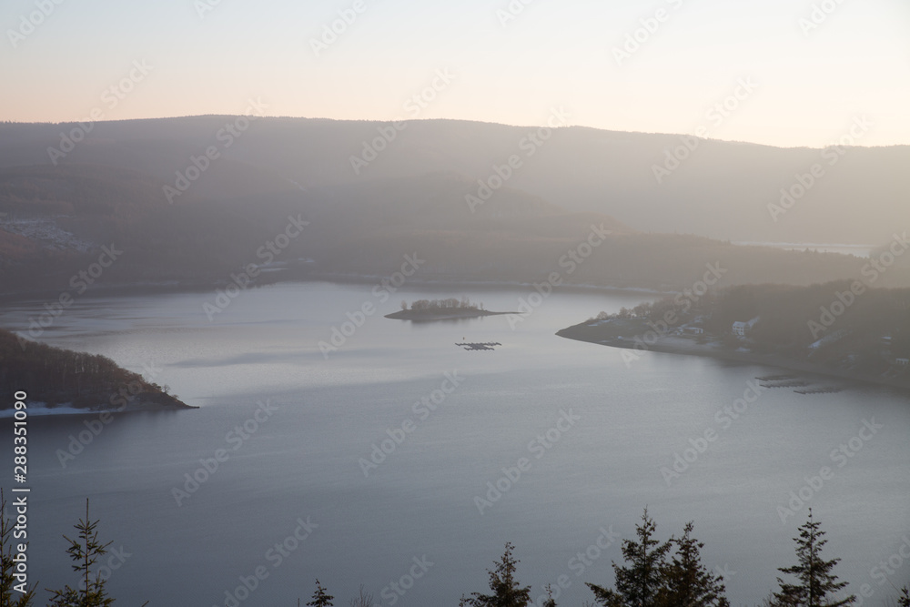 Fototapeta premium Dusty lakeside