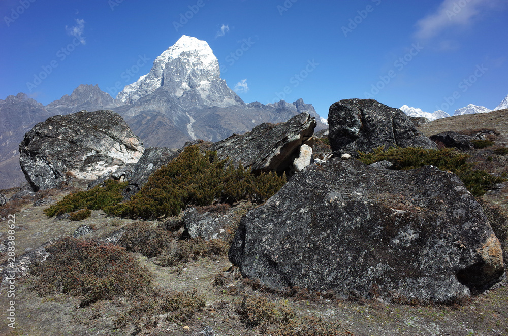 Tabuche peak in Himalayas mountains. Sagarmatha national park, Solukhumbu, Nepal