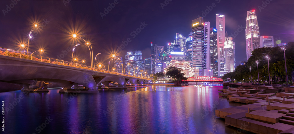 Obraz premium Singapore city skyline,City scape Building in Singapore., Singapore city skyline at Marina bay cityscape by night