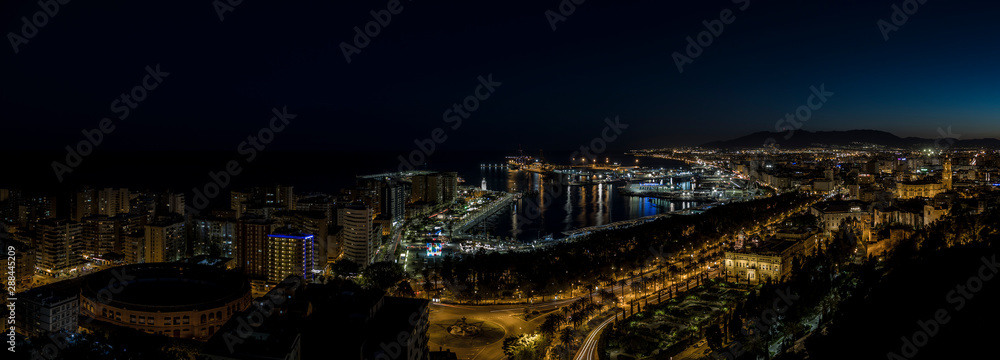 Panoramica de Malaga de Noche