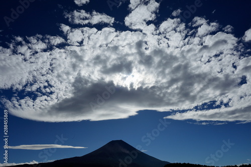 Fototapeta Naklejka Na Ścianę i Meble -  Mt.Fuji and Summer clouds