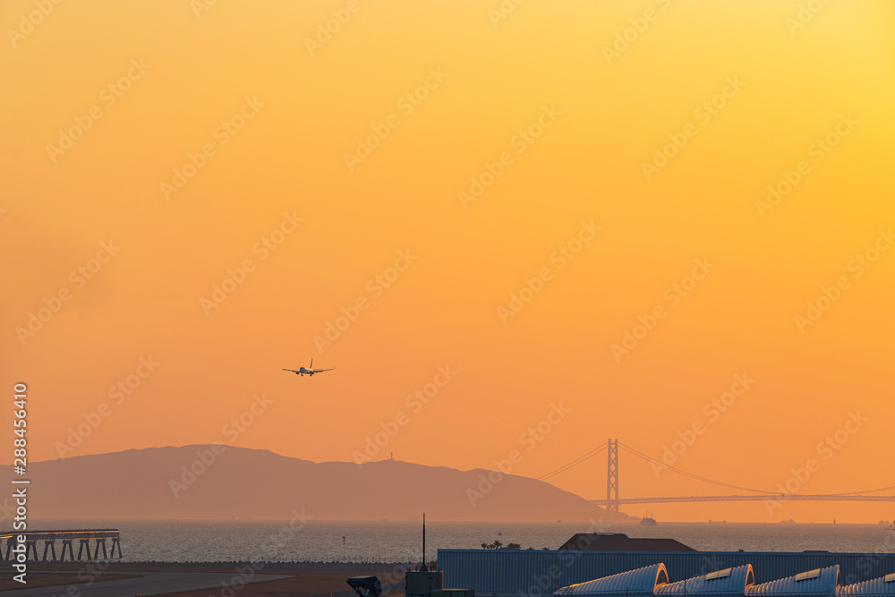 夕暮れの神戸空港 夕暮れの神戸空港