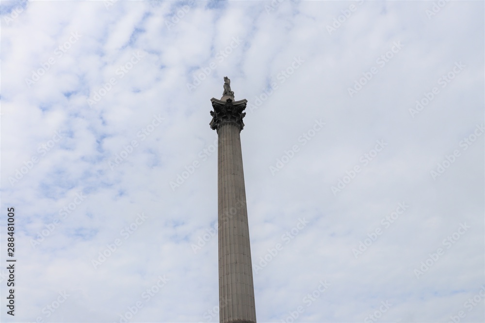 Colonne Nelson à Trafalgar Square, construite en 1843 en l'honneur de l'Amiral Horatio Nelson, Londres, Royaume Uni