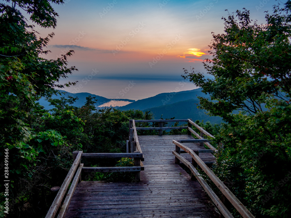 Obraz premium 【静岡県伊豆市】戸田峠展望台からの夕景【夏】