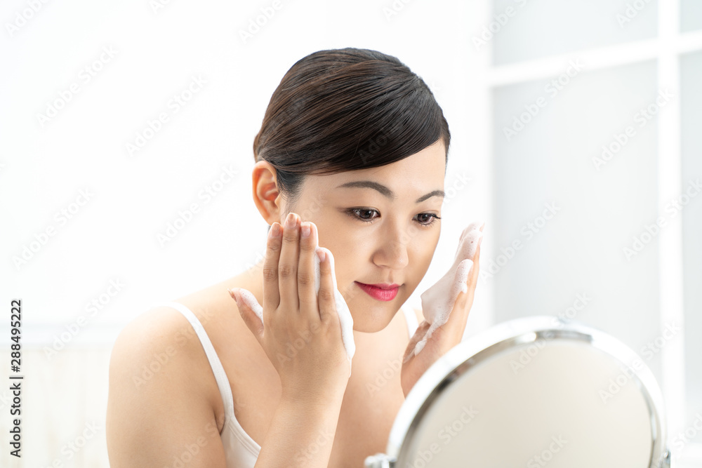 泡洗顔