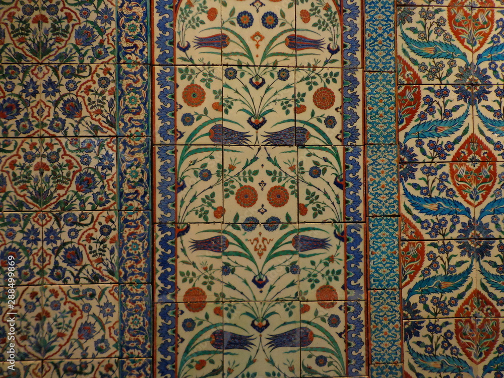 Ancient persian ceramics
