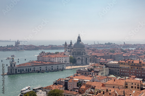 Panoramic view of Venice city and Basilica di Santa Maria della Salute © TravelFlow
