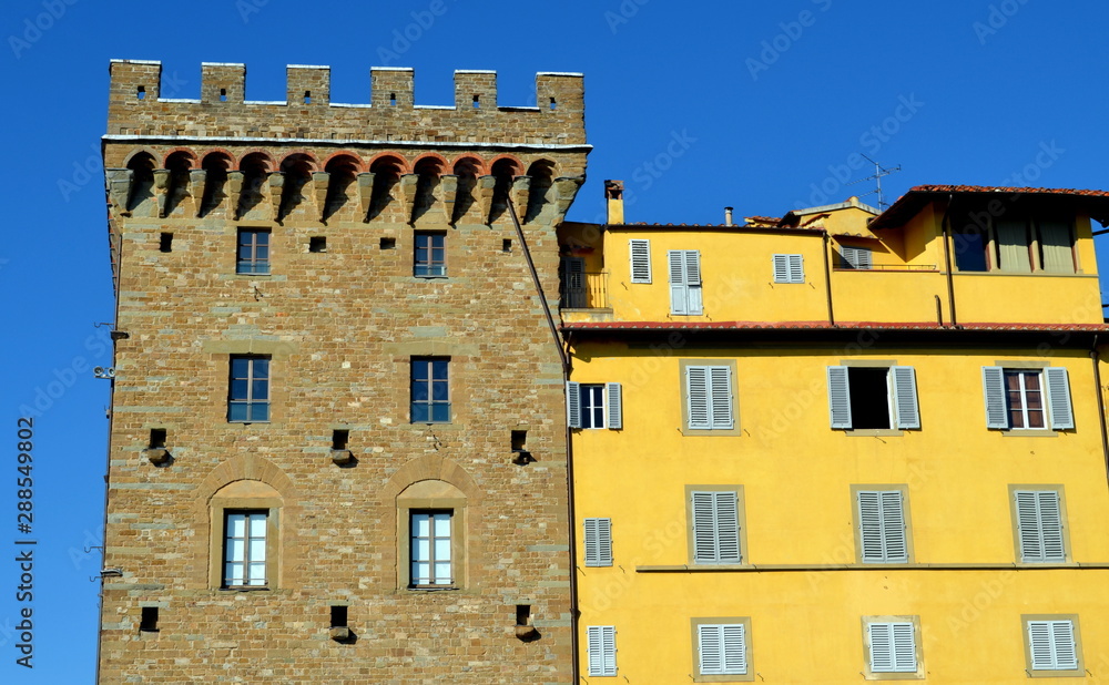 Bunte Hausfassaden in Florenz