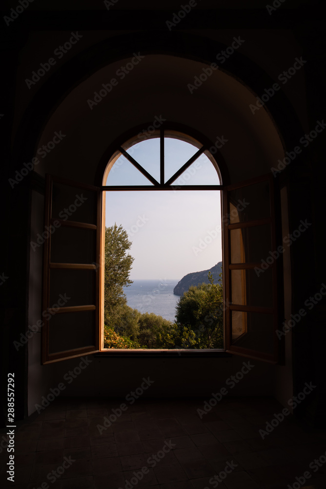 Una finestra sul mare