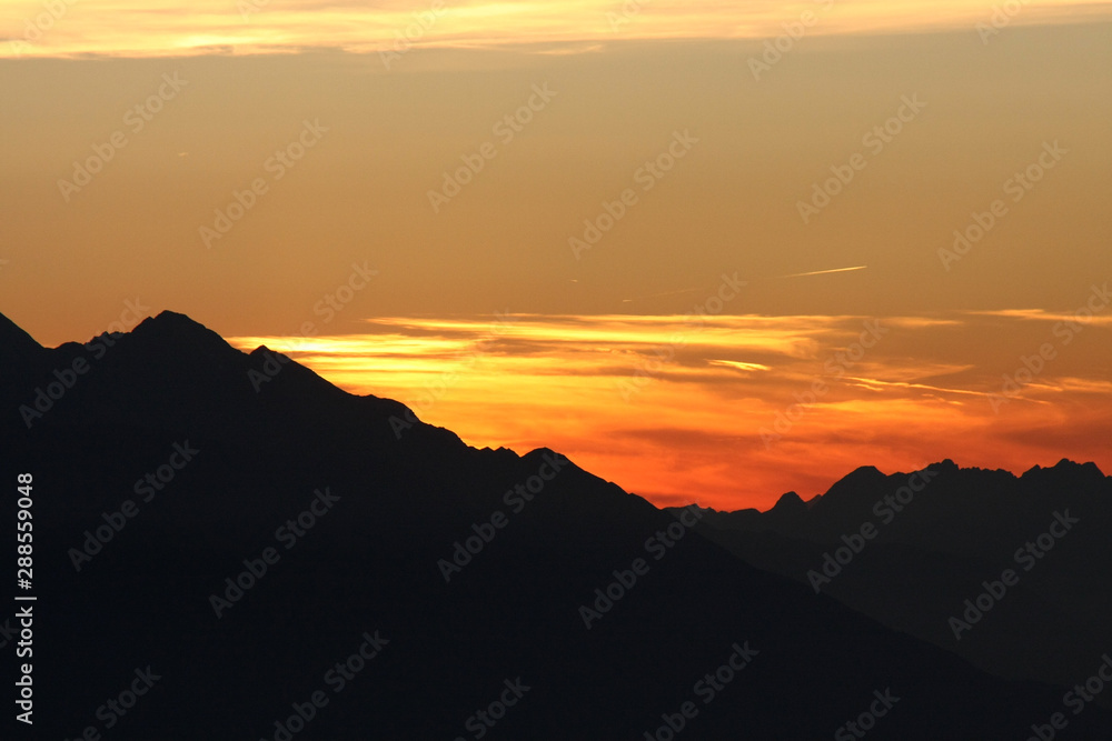 Herbstwanderung am Abend zum Patscherkofel mit Abendrot und Blick auf das Inntal und Innsbruck 1 Herbstwanderung am Abend zum Patscherkofel mit Abendrot und Blick auf das Inntal und Innsbruck 1