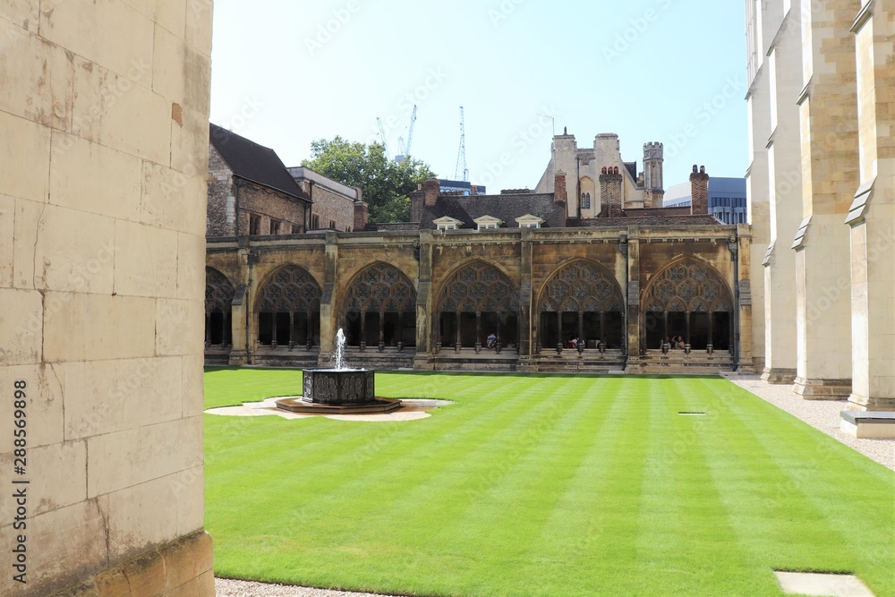 Cloître de l'Abbaye de Westminster dant du 13 ème siècle - Londres - Royaume Uni