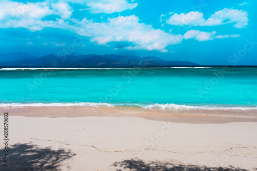 Fototapeta Naklejka Na Ścianę i Meble -  The paradise of Gili Trawangan and its beaches white sand and crystalline water. Gili islands, Indonesia.