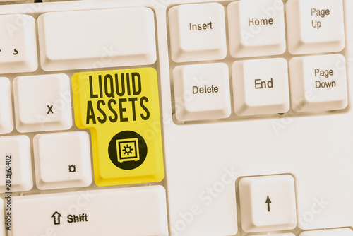 Foto Handwriting text Liquid Assets